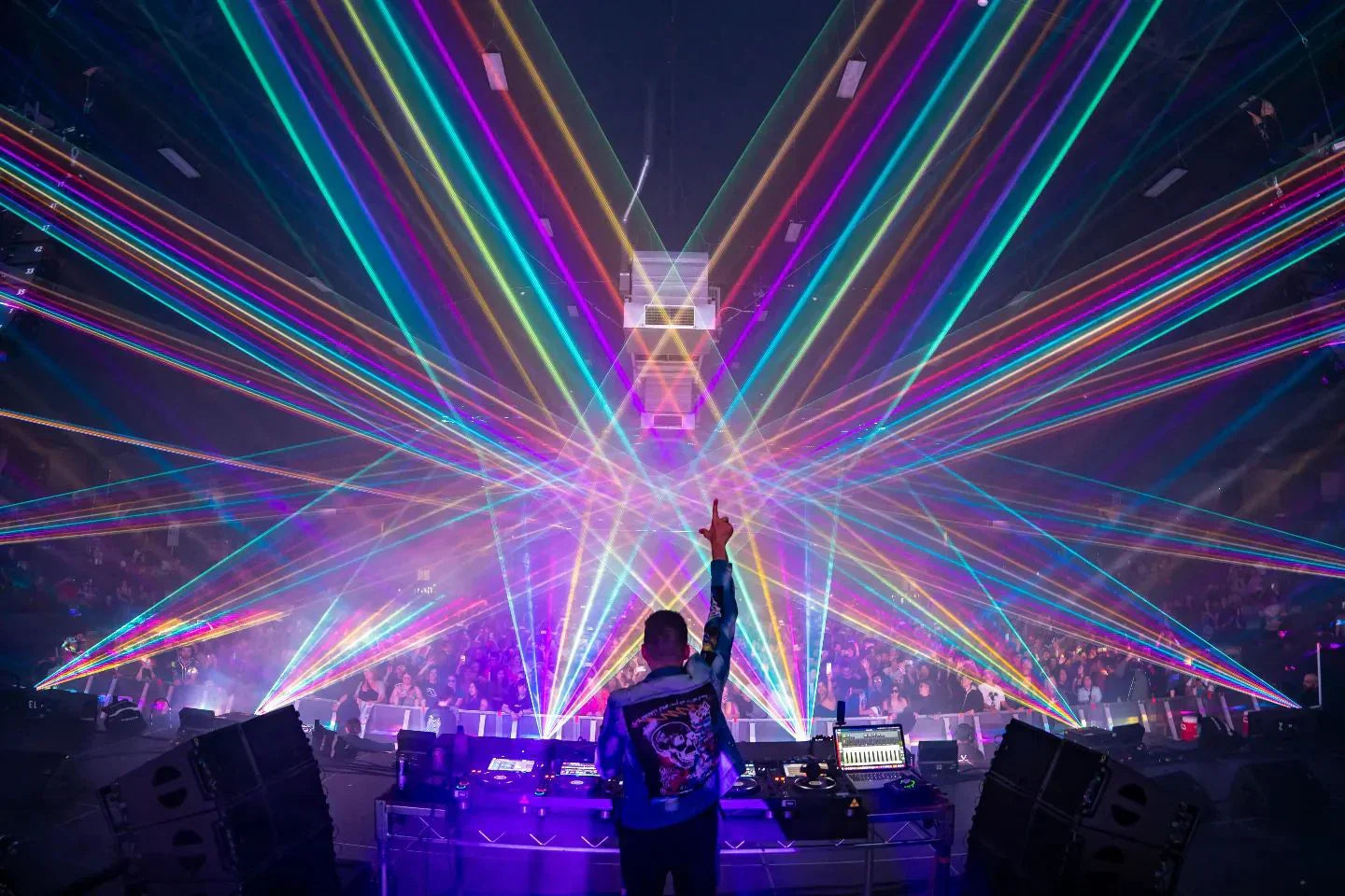 Gareth Emery's LSR/City Tour Takes Lighting to a New Level